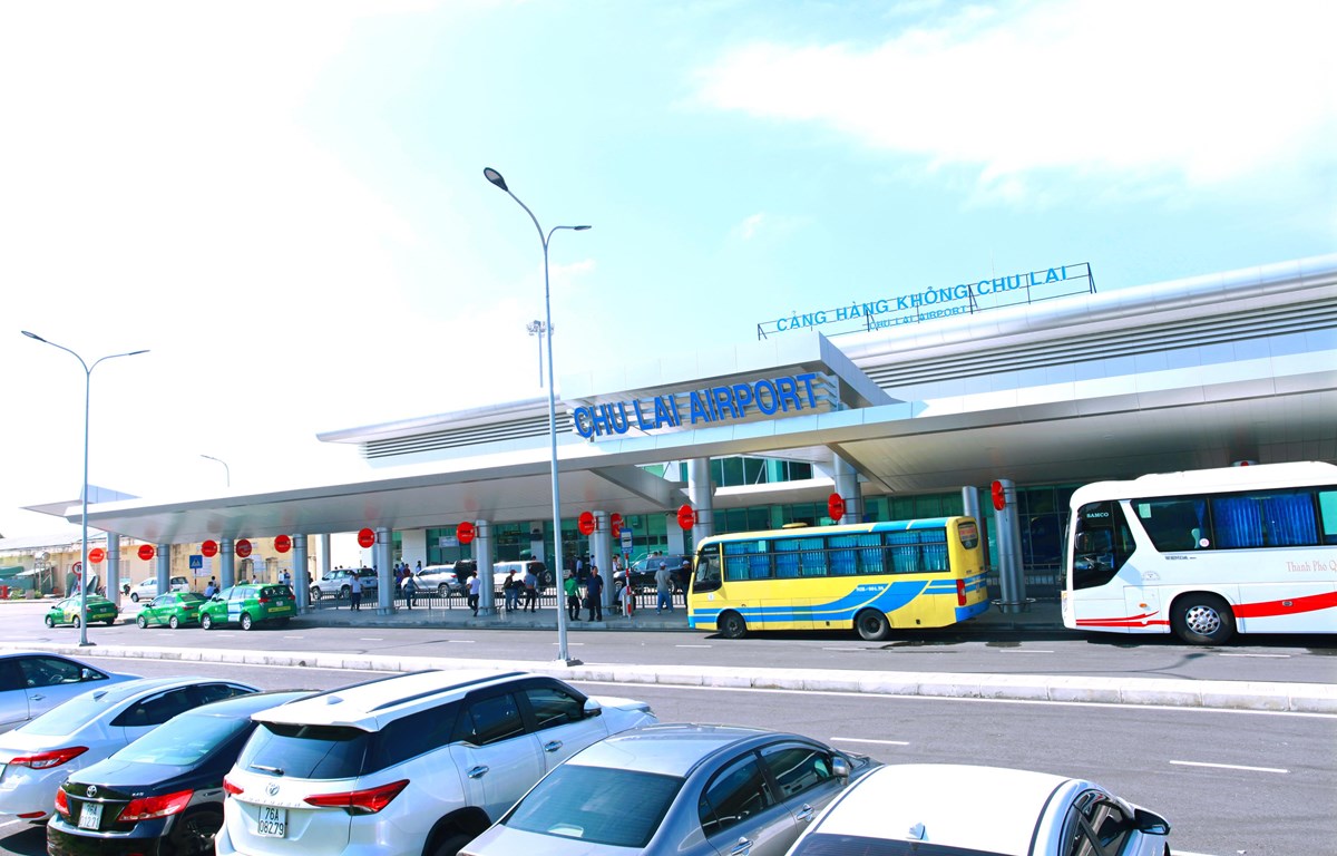 Hợp Nhất Travel cho thuê xe đưa đón sân bay Chu Lai